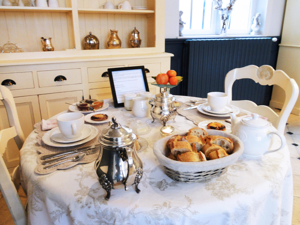 Clos Saint Martin PETIT DEJEUNER 01